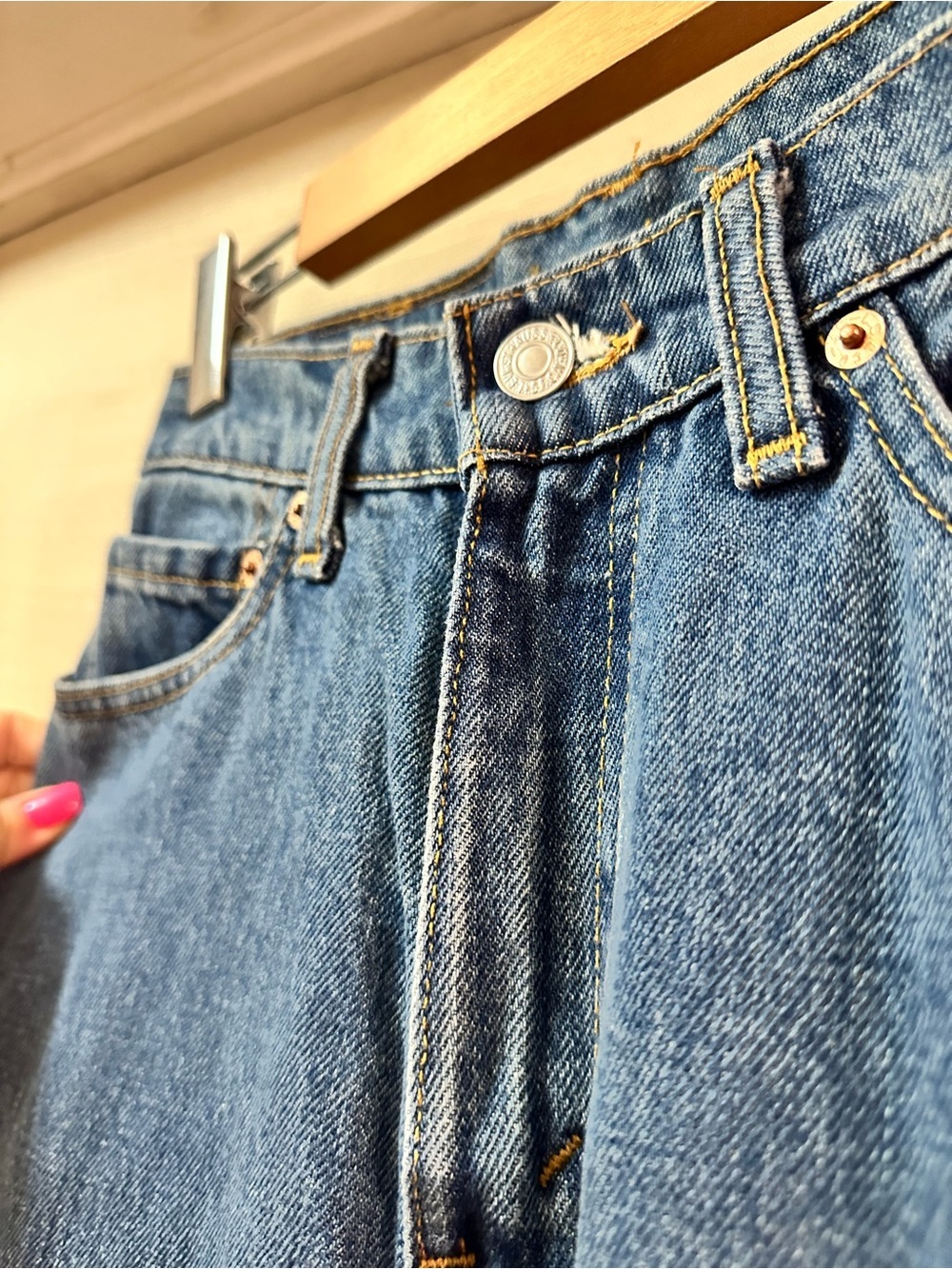Levi’s 511 Slim Straight Jeans Women’s 26 Long Light Wash Denim Size 2 Canada - Picture 2 of 7